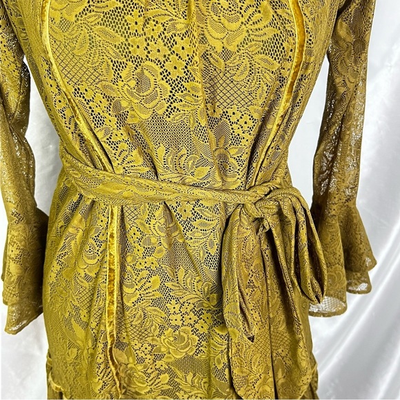 Mia Joy Mustard Lace Boho Mini Bell Sleeve Dress XS (See 📏) - Picture 3 of 14